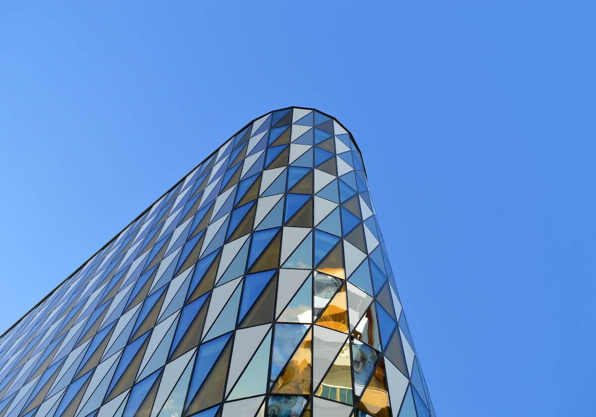 开云体育入口-键盘侠|湖人终于防守了&amp;直接让穆雷隐身！LBJ篮下各种被砍却不吹